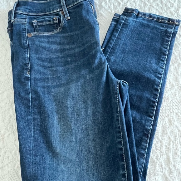 GAP true skinny petit jeans - Picture 2 of 4